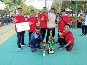 Membanggakan! SMP Hang Tuah 5 Candi Sidoarjo Raih Gelar Juara Lomba Voli Antar Guru